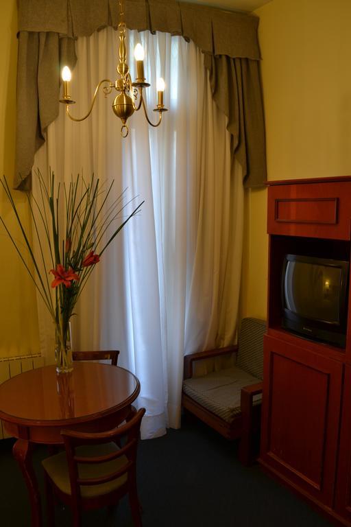 בואנוס איירס Hotel Prince מראה חיצוני תמונה