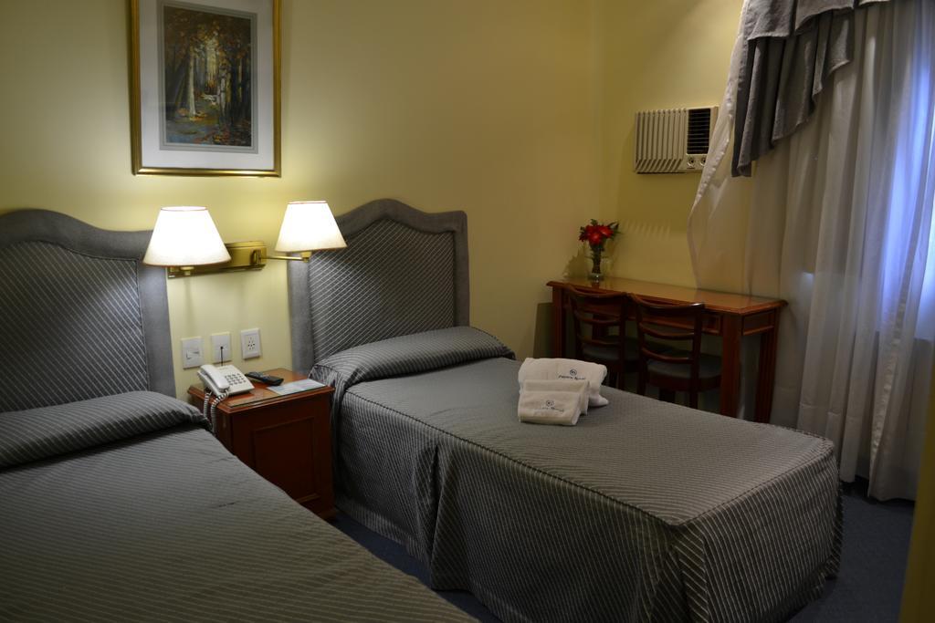 בואנוס איירס Hotel Prince מראה חיצוני תמונה