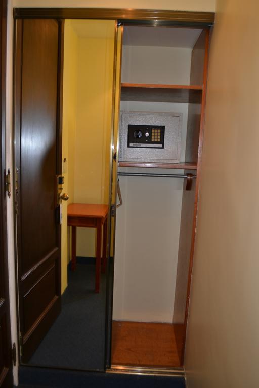 בואנוס איירס Hotel Prince מראה חיצוני תמונה