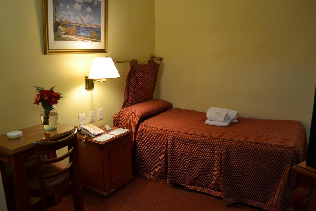 בואנוס איירס Hotel Prince מראה חיצוני תמונה